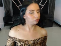 Screen Grab from jazmin1_ch