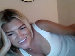Screen Grab from jazzypink86