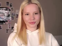 Screen Grab from jeaninepine