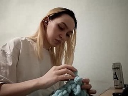 Screen Grab from jeannelisonbee