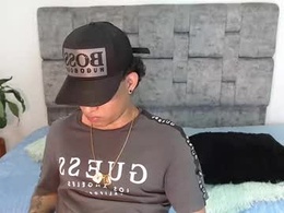 Screen Grab from jeipyhot21_