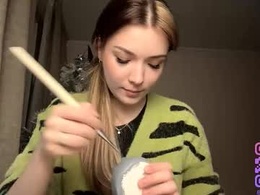 Screen Grab from jenisegluckman