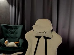 Screen Grab from jennali1