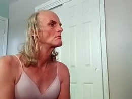 Screen Grab from jennywomacks