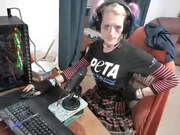 Screen Grab from jesdoingnsfw