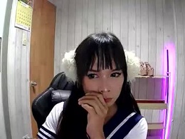 Screen Grab from jessiegals