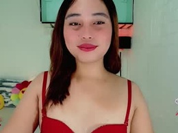 Screen Grab from jeyn_fuckdoll