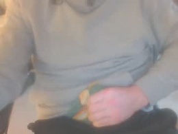 Screen Grab from jgmn811