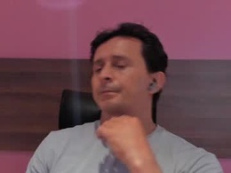 Screen Grab from jhonnymonkey