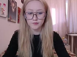 Screen Grab from joan_kiss