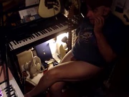 Screen Grab from johnfeelgood004