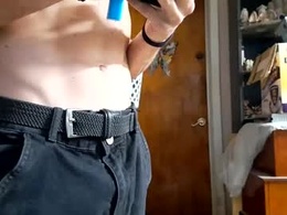 Screen Grab from johnny1842917