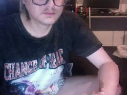Screen Grab from johnnygte