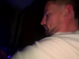 Screen Grab from js9277044