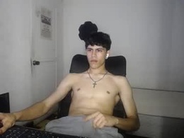 Screen Grab from juanda_420