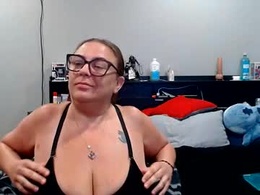 Screen Grab from juiceepawwg420626