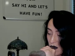 Screen Grab from juicylya