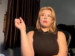 Screen Grab from julenecappel