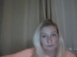 Screen Grab from julia_mee