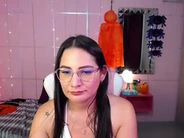 Screen Grab from julieta_doll33