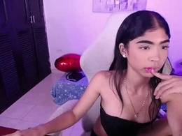 Screen Grab from jully_dreams