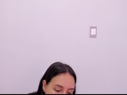 Screen Grab from jullya_x_