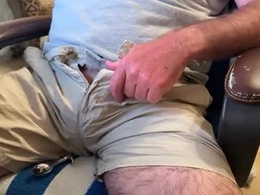 Screen Grab from justcammin76