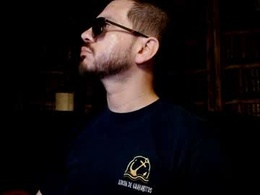 Screen Grab from justshutupandpayme