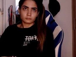 Screen Grab from kaiadelrioo