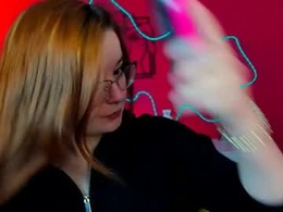 Screen Grab from kaisy_honey