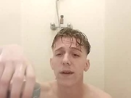 Screen Grab from kameleonb