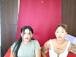 Screen Grab from kamhot_69