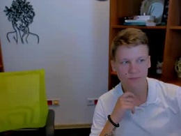 Screen Grab from kamilla_cool