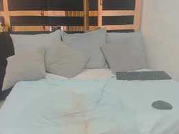 Screen Grab from karolebonyy