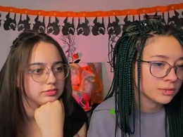 Screen Grab from karolina_vendi