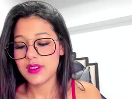 Screen Grab from kassandra_0
