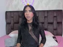 Screen Grab from kataleya_lopezz