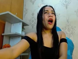 Screen Grab from kate_hewson