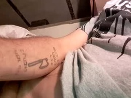 Screen Grab from kawakawson9