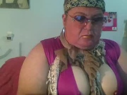 Screen Grab from kaylarapha