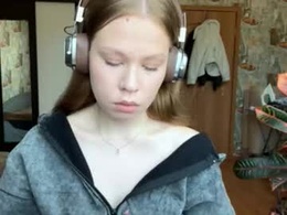 Screen Grab from keiralaviola