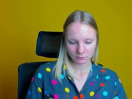Screen Grab from kelly_lly