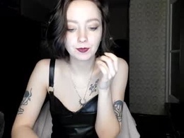 Screen Grab from kellydark0111