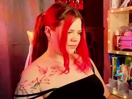 Screen Grab from kellysweex