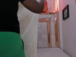 Screen Grab from kendal_hot69_