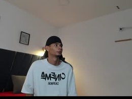 Screen Grab from kenix_cum23