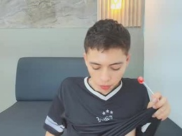 Screen Grab from kenny_hank