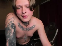 Screen Grab from kenny_love69