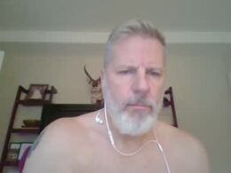 Screen Grab from kevin_strokexxx