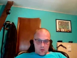 Screen Grab from kevintje031987